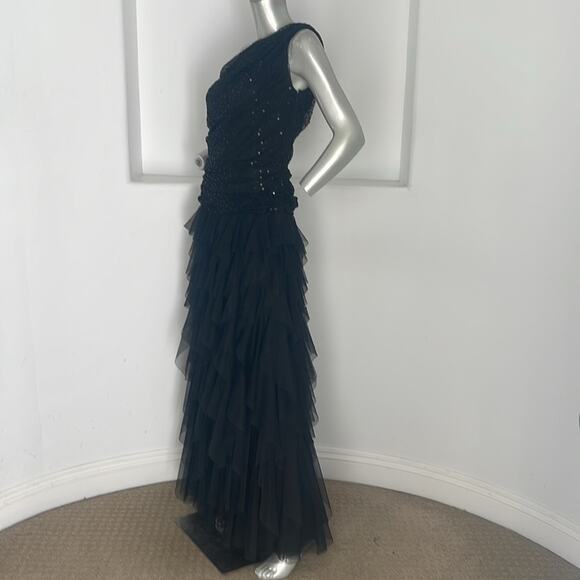 Tadashi Shoji One Shoulder Sequin Mesh Tiered Black Gown Size 6 - Picture 5 of 15